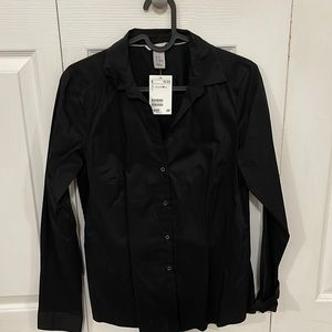 H&M fitted long sleeve shirt, stretch fabric, V neck buttons at front and cuffs